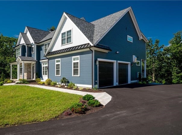 5 Lacey Court, Smithfield, RI 02917