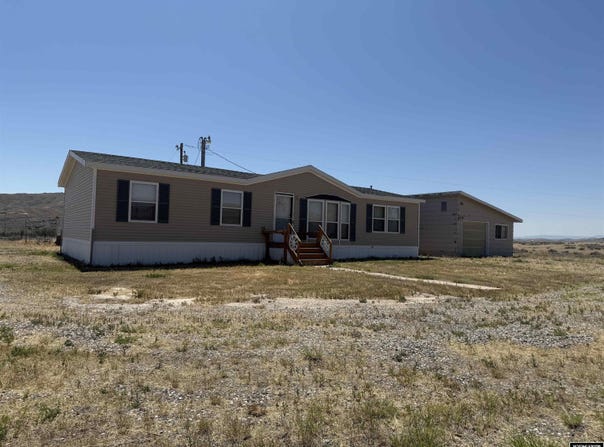 2546 S Highway 20 Highway, Worland, WY 82401