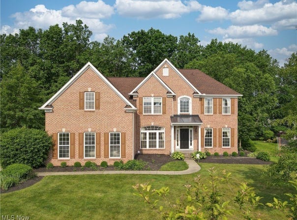 3392 Symphony Street, Cuyahoga Falls, OH 44223