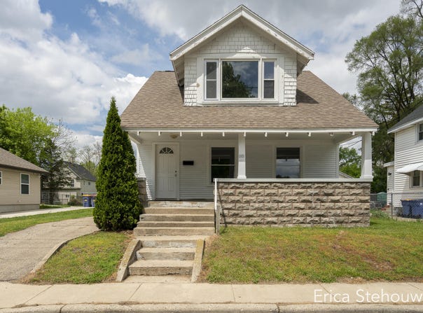 1101 Bemis Street SE, Grand Rapids, MI 49506