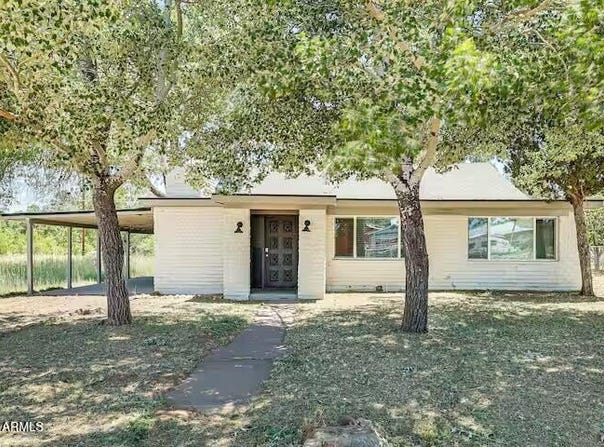2723 TOWELL Street, Overgaard, AZ 85933
