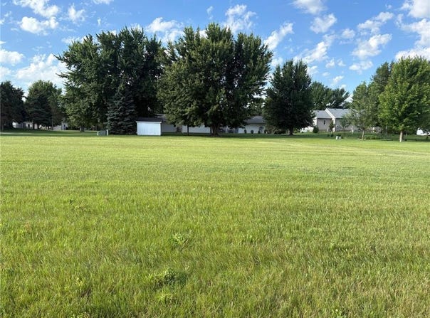 1039 Montana Avenue, Benson, MN 56215