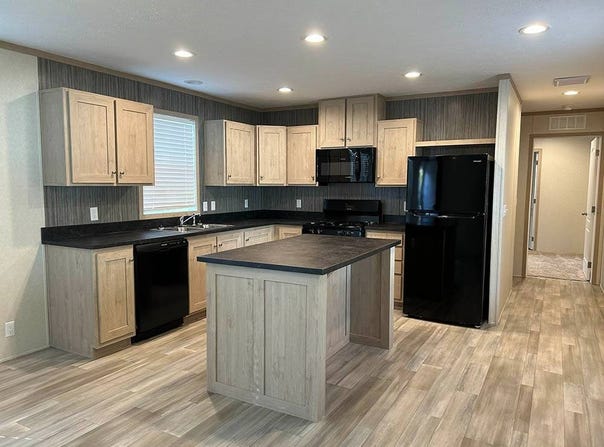 108 Woodmoor Court, Leavenworth, KS 66048