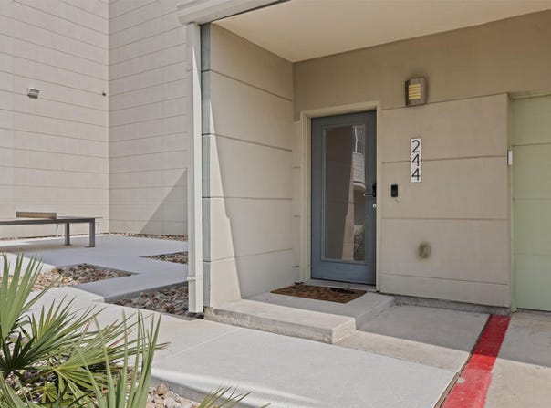 604 N Bluff Dr, Austin, TX 78745