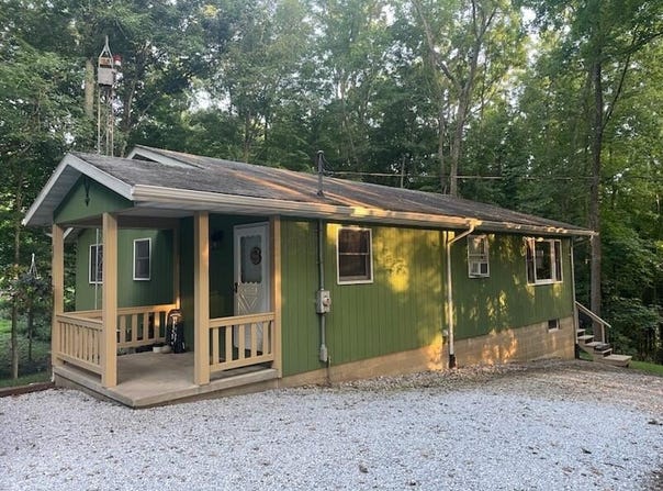 24975 Coshocton Road, Howard, OH 43028