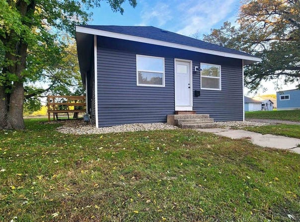 245 State Street, Jackson, MN 56143