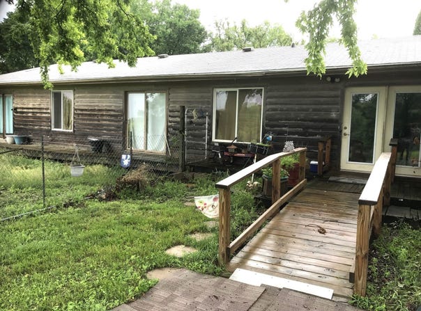 609 S Wall Street, Colfax, IA 50054