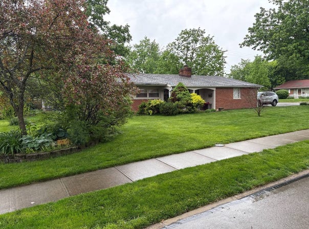 118 Jeanette Ave, Centerville, OH 45458