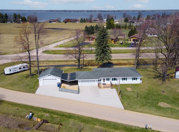 W5184 SHADY Lane, SHAWANO, WI 54166
