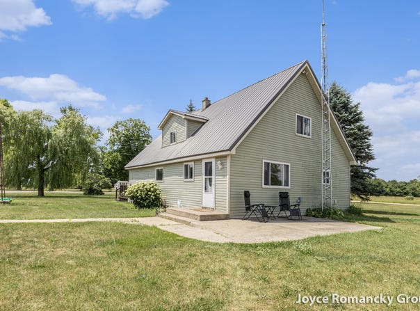 19966 23 Mile Road, Hersey, MI 49639