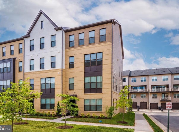 4902 LONGMIRE Way, CHANTILLY, VA 20151