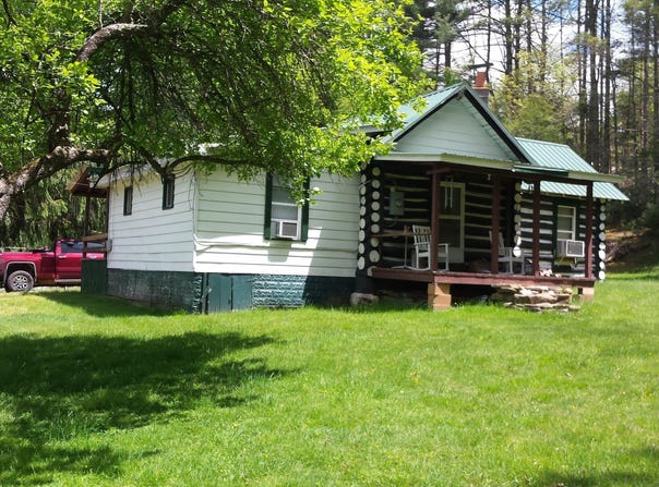 274 Burr Lane, Green Bank, WV 24944