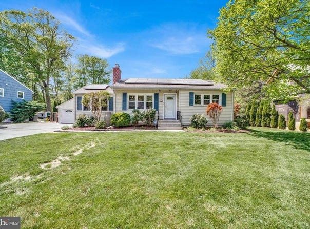 14 BERRIEN AVENUE, PRINCETON JUNCTION, NJ 08550