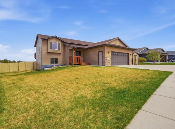 232 E Bengal Drive, Rapid City, SD 57701