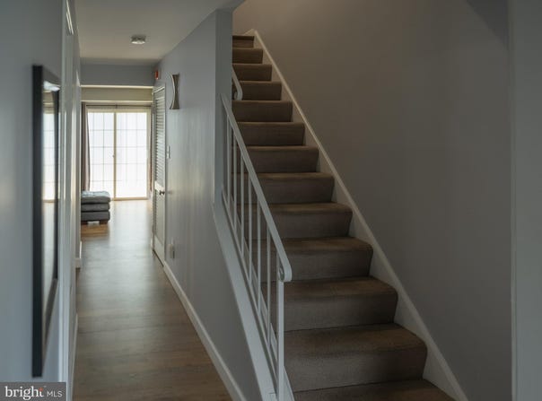 2304 SUN VALLEY CIRCLE, SILVER SPRING, MD 20906