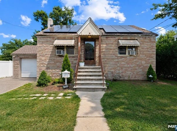 76 Niehaus Avenue, Little Ferry, NJ 07643
