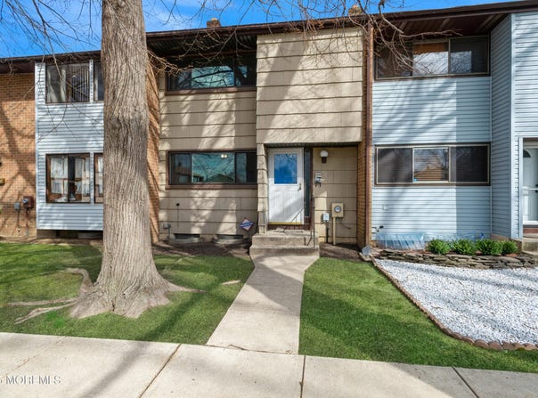 512 Fairfield Road, East Windsor, NJ 08520