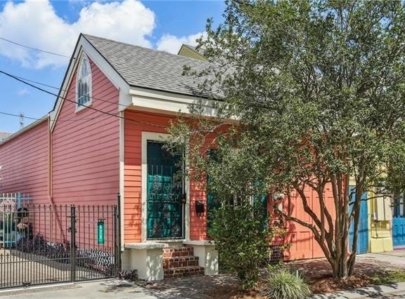 834 DUBLIN Street, New Orleans, LA 70118