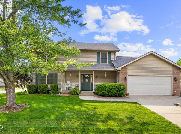 2872 N Prairie Stream Way, Columbus, IN 47203