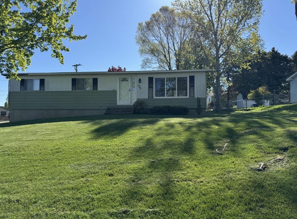 1235 Princeton Street, Manistee, MI 49660