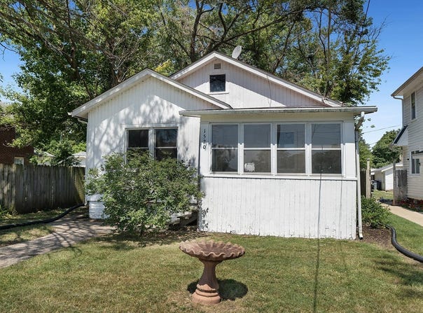 1520 Myott, ROCKFORD, IL 61103