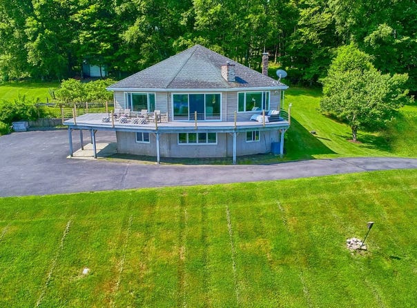 308 Valley Ridge Road, Honesdale, PA 18431