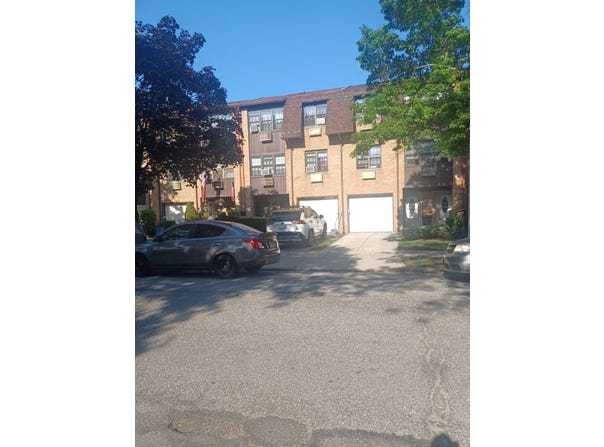 156-49 77 Street, Howard Beach, NY 11414