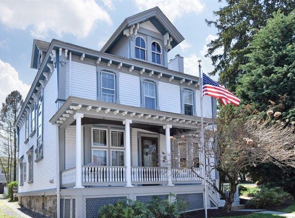 18 E Clinton Avenue, Irvington, NY 10533