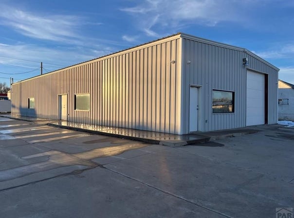 111 E Maple St, Lamar, CO 81052