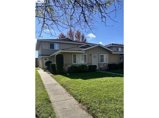 2212 Palisade, Modesto, CA 95350