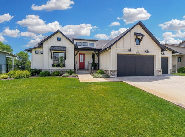 3905 N ESTANCIA CT, Wichita, KS 67205-8728