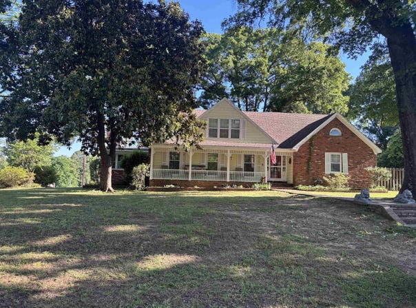 3194 LAMMERMUIR Rd, Memphis, TN 38128
