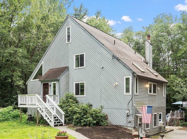 19 Tempo Drive, Danville, NH 03819