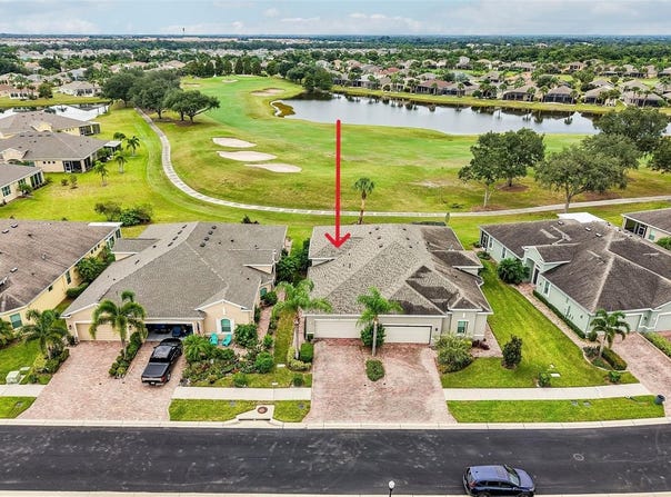718 CHIPPER Drive, SUN CITY CENTER, FL 33573