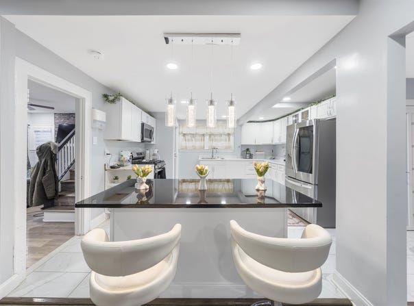 61-63 KEER AVE, Newark, NJ 07112