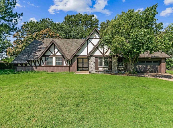 2419 W Benjamin, Wichita, KS 67204