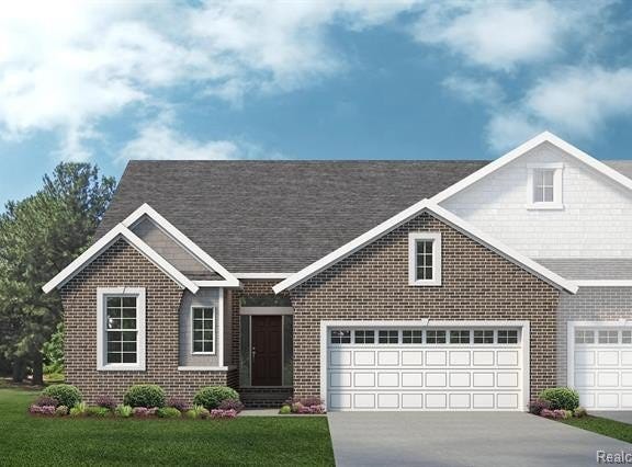 61771 Empire Road W, Lyon Twp, MI 48178