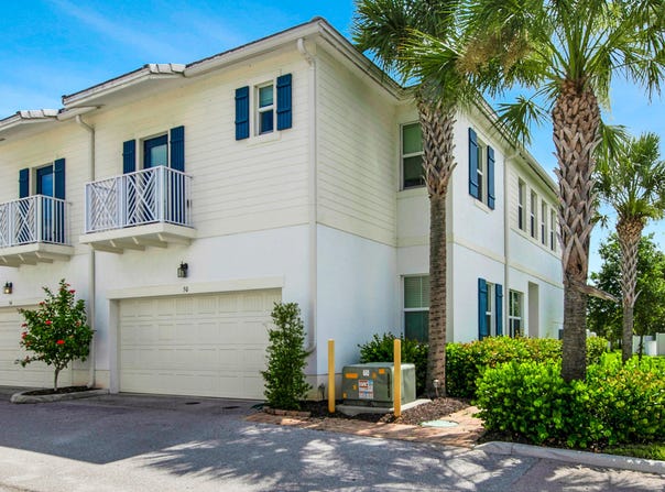 50 PALM Lane, Royal Palm Beach, FL 33411