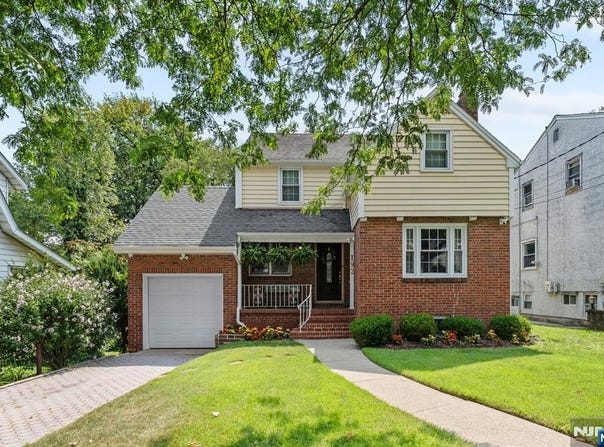 192 Central Avenue, Bogota, NJ 07603