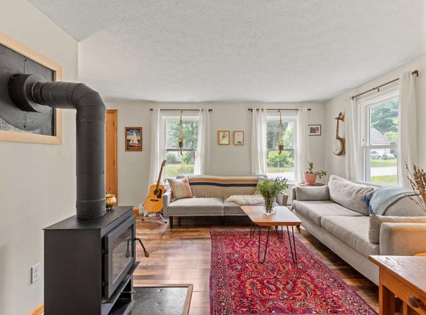 10 Wintergreen Drive, Gorham, ME 04038