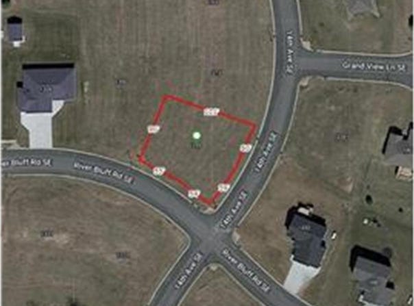259 14th Avenue SE, Mazeppa, MN 55956