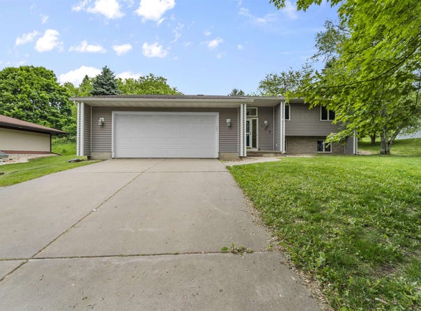 107 Ravine Road, Mount Horeb, WI 53572