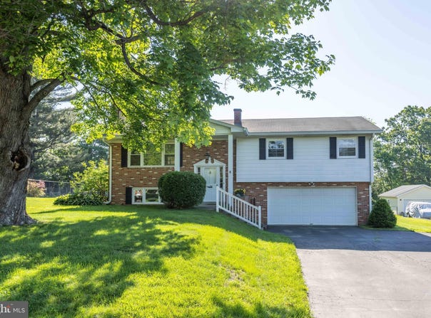 25501 JARL DRIVE, GAITHERSBURG, MD 20882