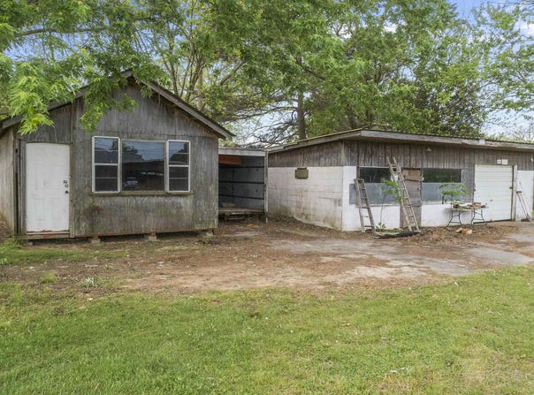 311 Dewitt Henry Dr, Beebe, AR 72012