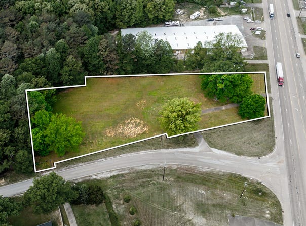 10 Seavers Road, Jackson, TN 38301