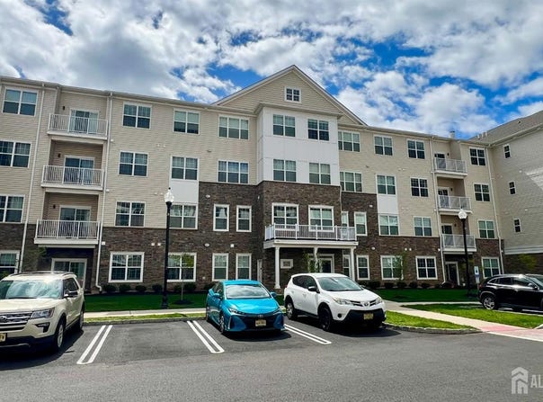 641 Lorhan Drive, Piscataway, NJ 08854