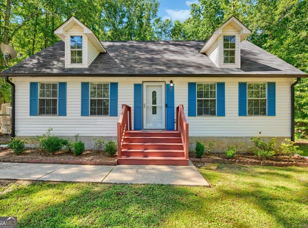 1209 N Hampton Drive, Hampton, GA 30228