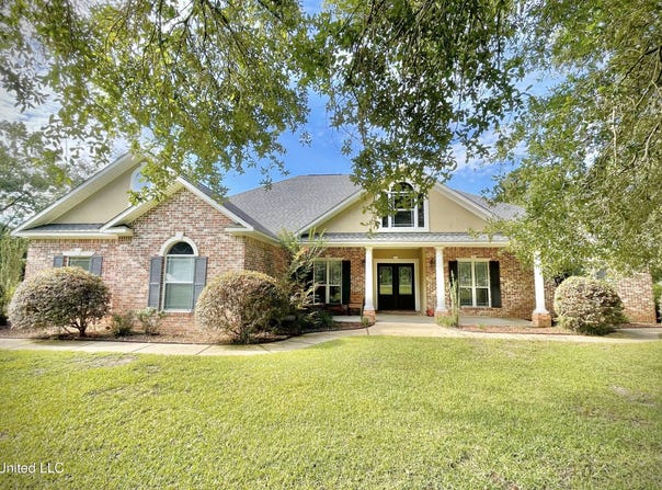24000 Robert E Lee Road, Lucedale, MS 39452