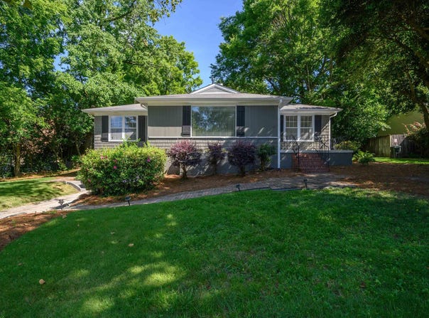 2012 CHESTNUT ROAD, VESTAVIA HILLS, AL 35216
