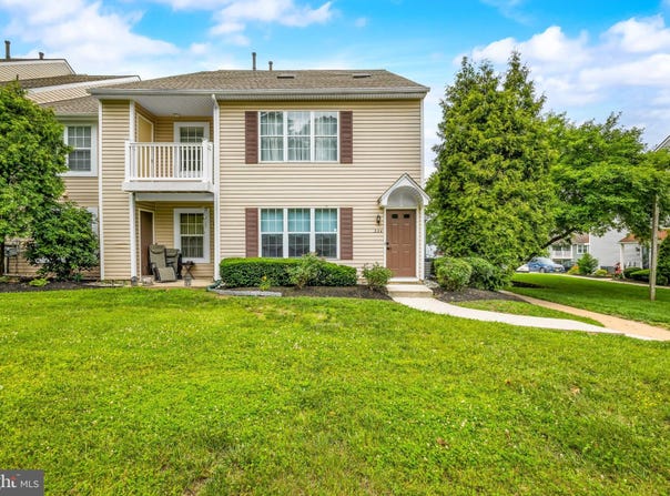 324 SURREY COURT, SEWELL, NJ 08080